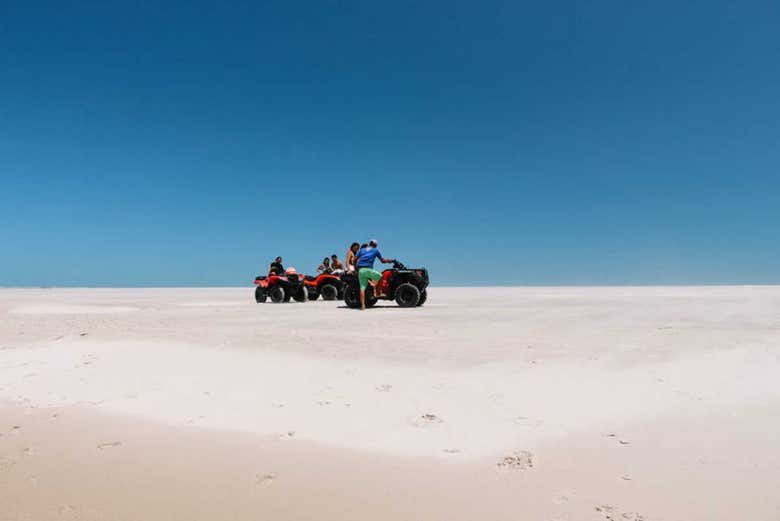 Tour de quadriciclo pelo Parque Nacional dos Lençóis Maranhenses