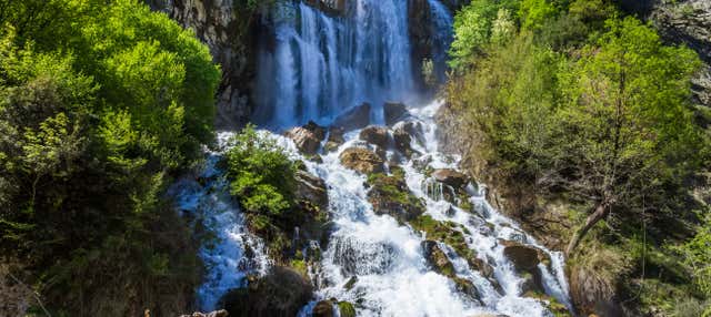Escursione alla cascata di Sotira e al lago Dardha