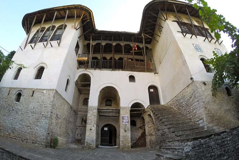 Gjirokastër Free Tour