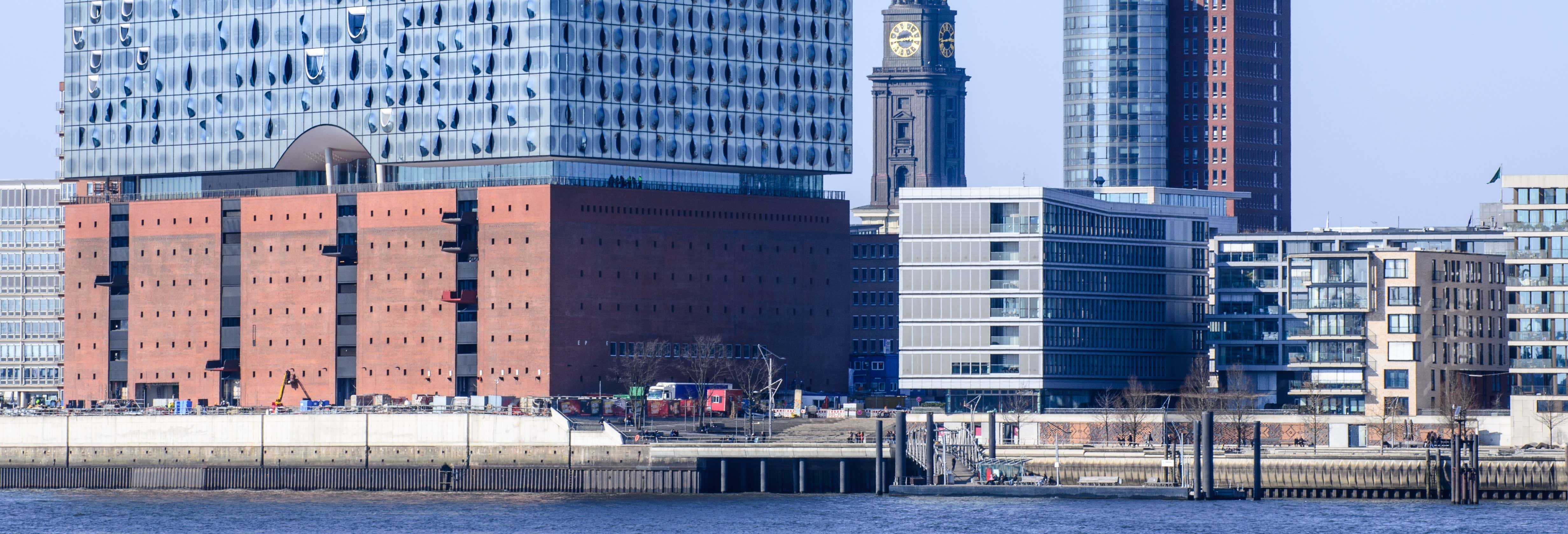 Giro in barca ad Amburgo