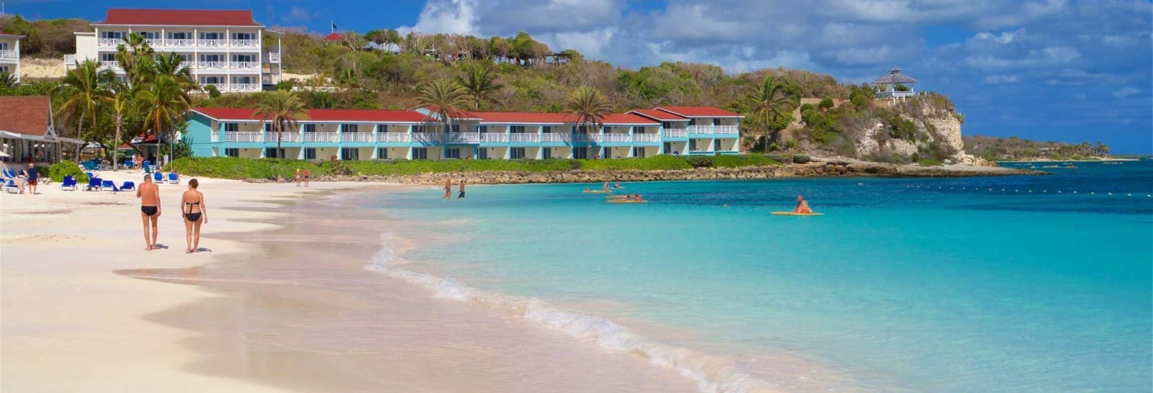 Escursione al Devil's Bridge e alla spiaggia di Long Bay