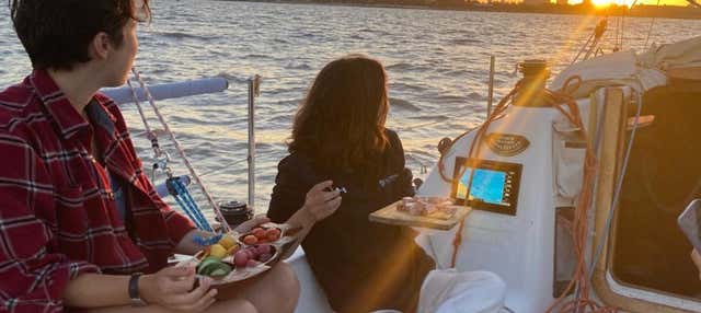 Giro in barca a vela sul Río de la Plata con aperitivo