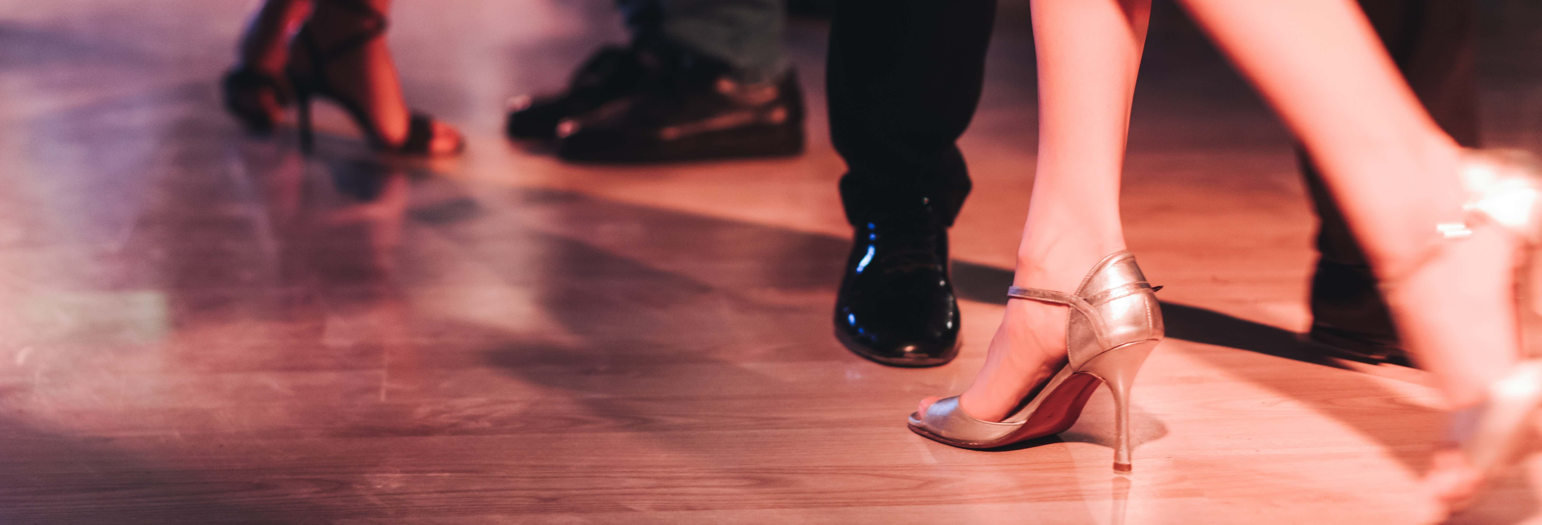 Tango en una milonga de Buenos Aires