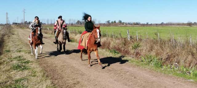 Passeggiata a cavallo a Carlos Keen