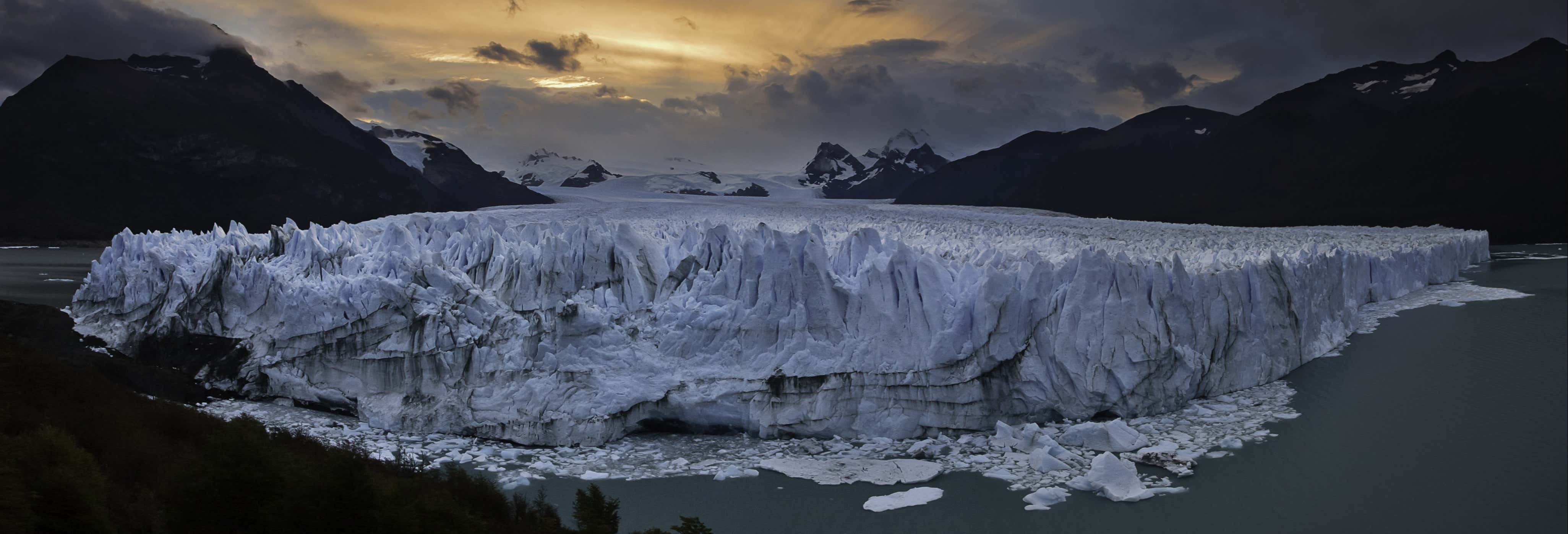 Escursione serale al ghiacciaio Perito Moreno