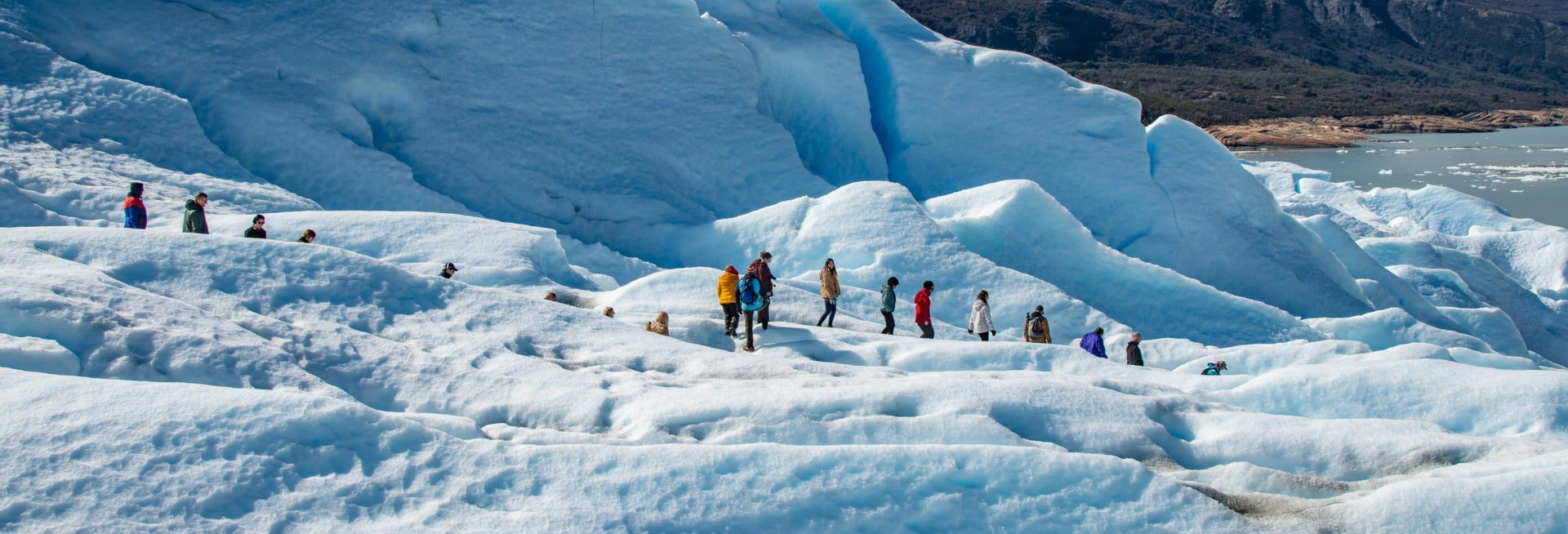 Trilha pelo glaciar Perito Moreno