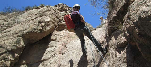 Trekking e discesa in corda doppia a Cacheuta + Terme