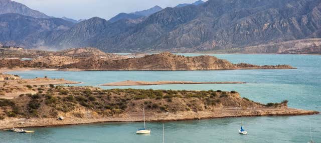 Giro in barca a vela nella diga di Potrerillos