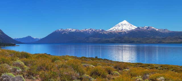 Escursione al Lago Huechulafquen e al vulcano Lanín