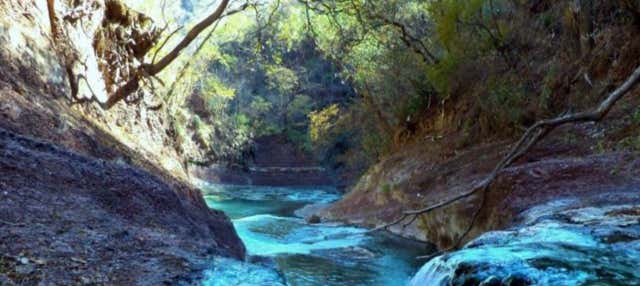 Trekking fino alle terme di Jordán