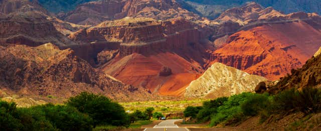 Excursión a Cafayate y la Quebrada de las Conchas