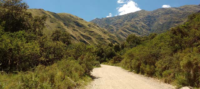 Trekking nella Sierra de Comechingones al tramonto