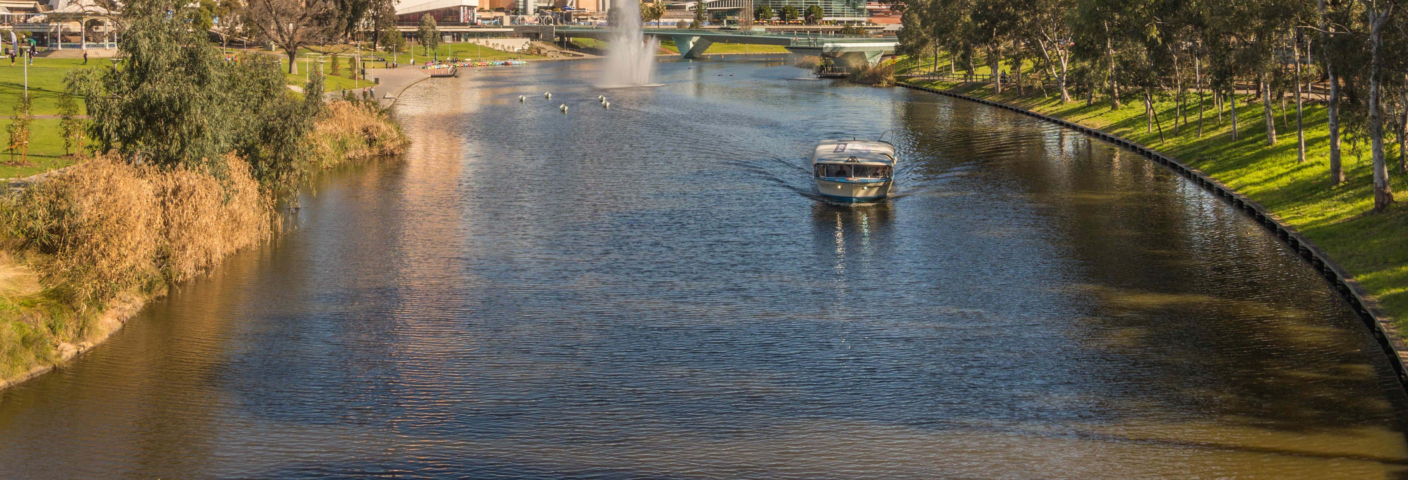Giro in barca sul fiume Torrens