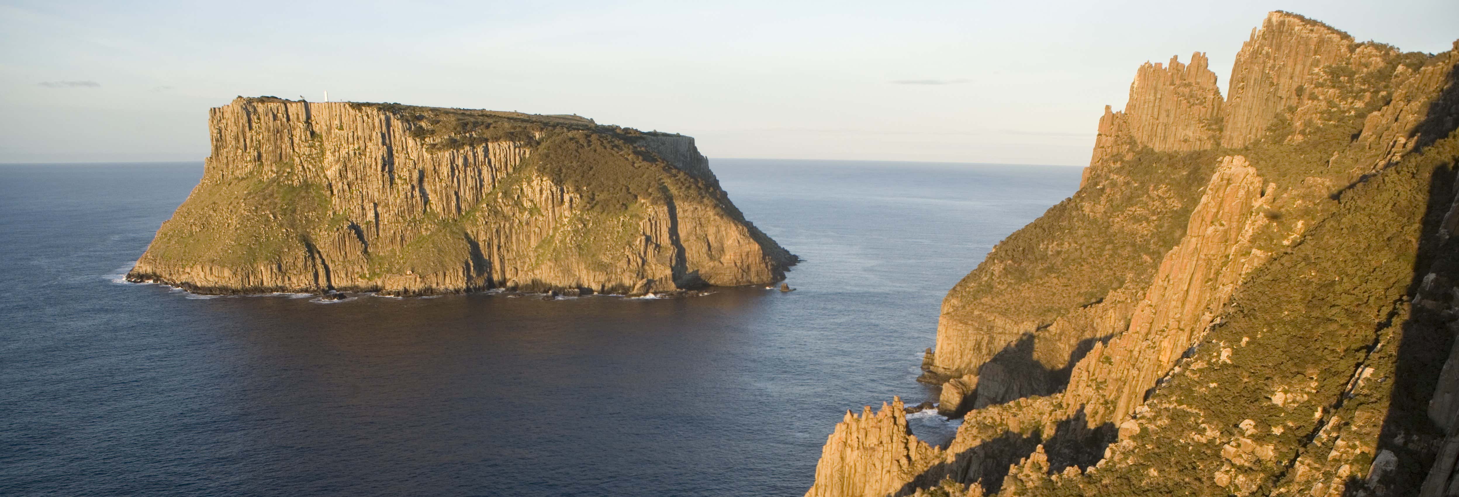 Giro in barca all'isola Tasman