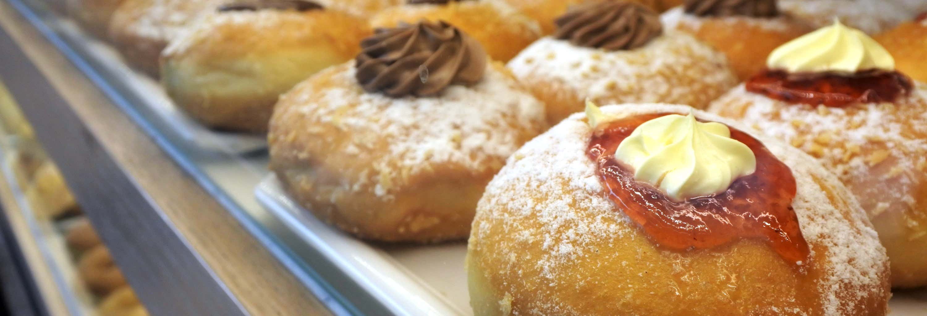 Melbourne Walking Tour + Donuts