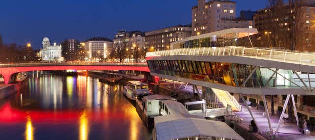 Giro in battello con cena