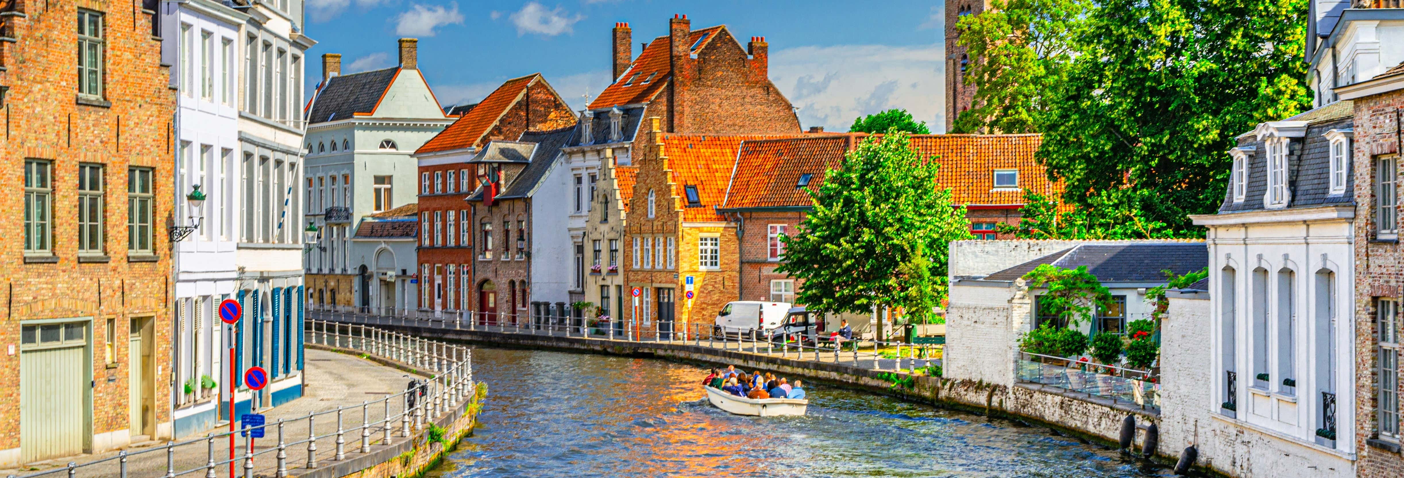 Excursión a Brujas en tren + Paseo en barco por los canales