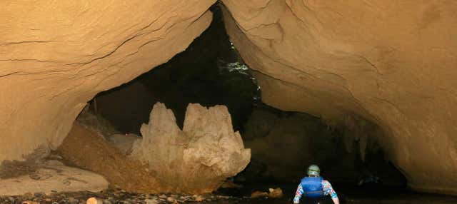 Excursion au Parc National Blue Hole + Cave tubing
