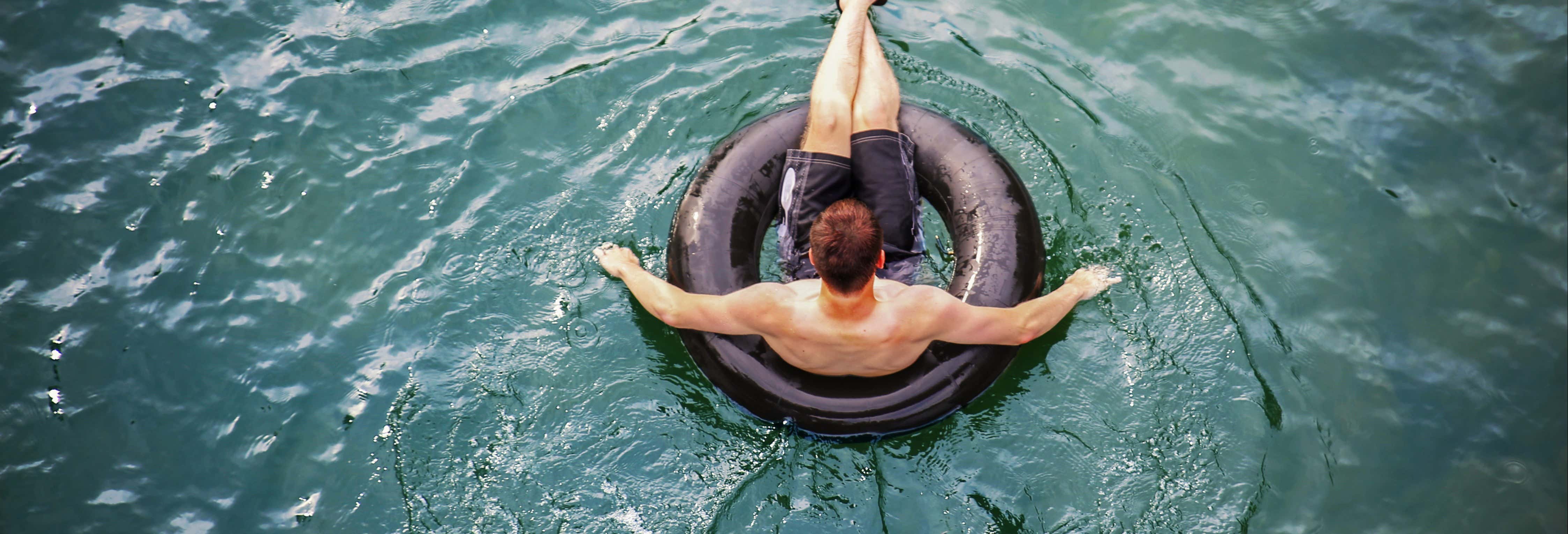 Tubing sur le fleuve South Stann Creek