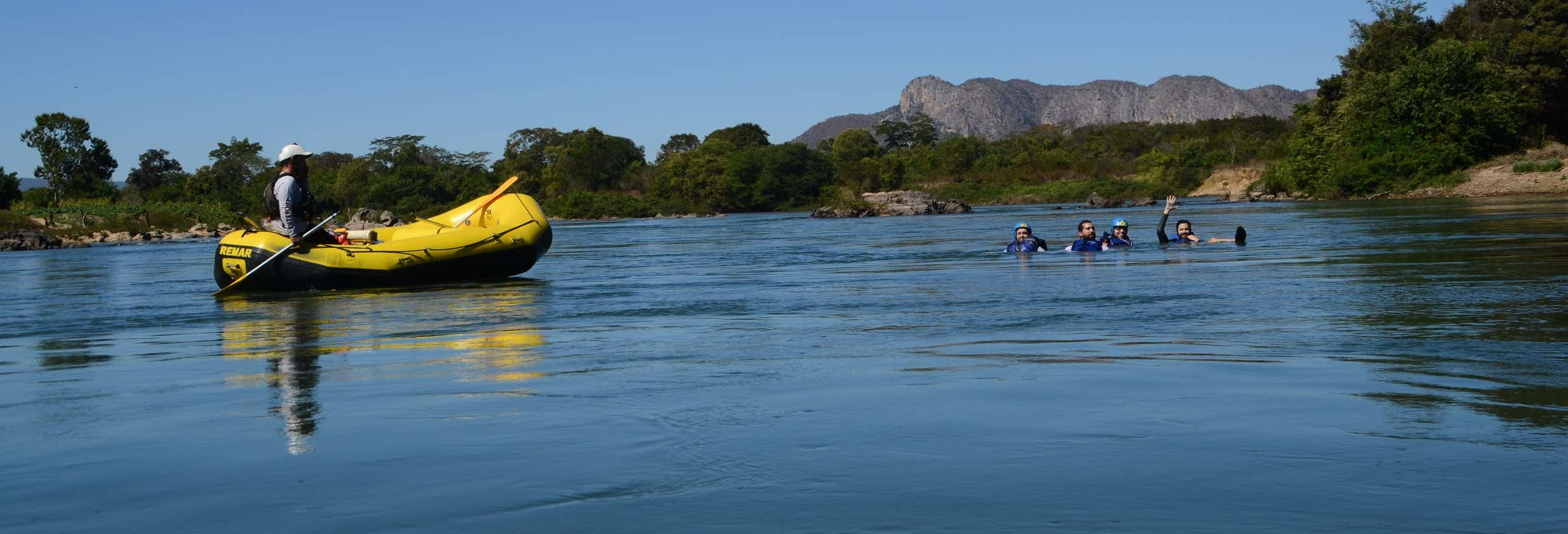 Rafting on the Paraná River