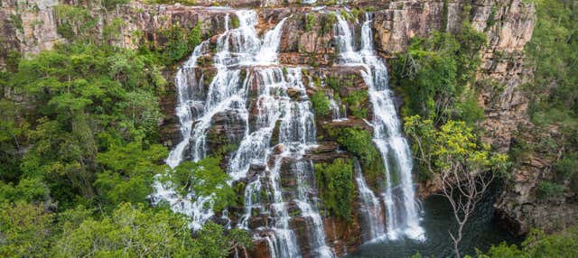 Discesa in corda doppia alla cascata Almécegas 