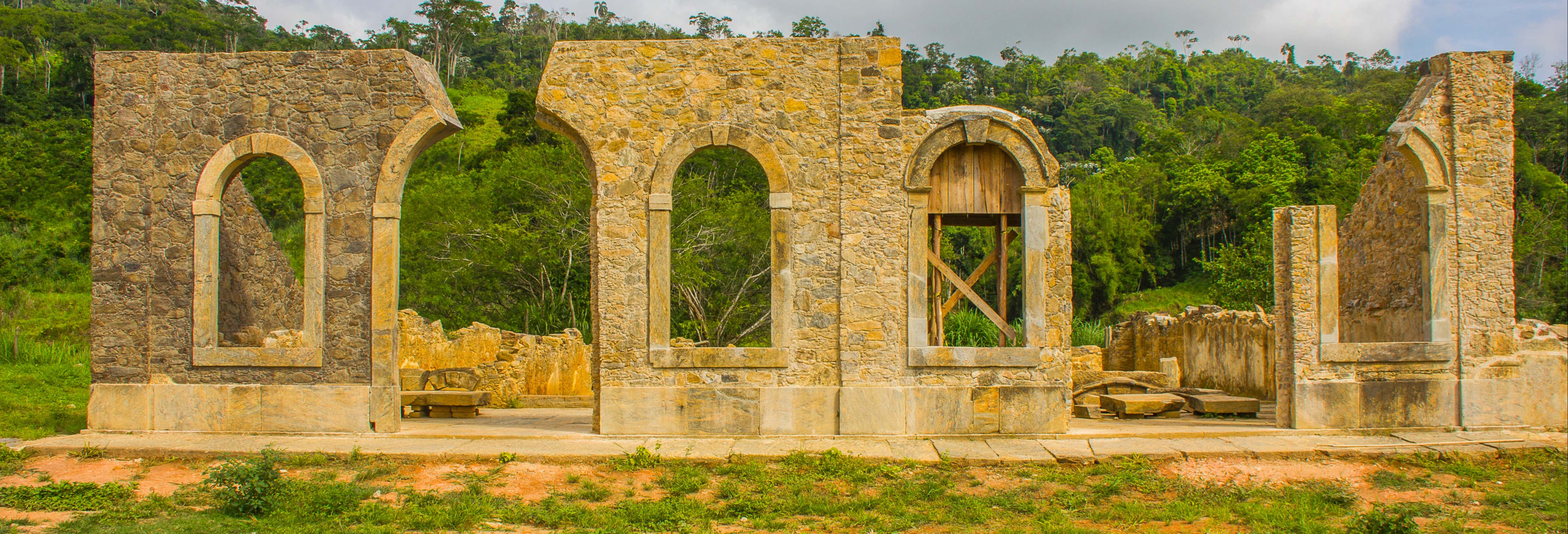 Escursione a Mangaratiba e al Parco Archeologico di São João Marcos
