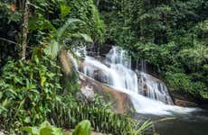 Trilha pelas cachoeiras e serra de Angra dos Reis