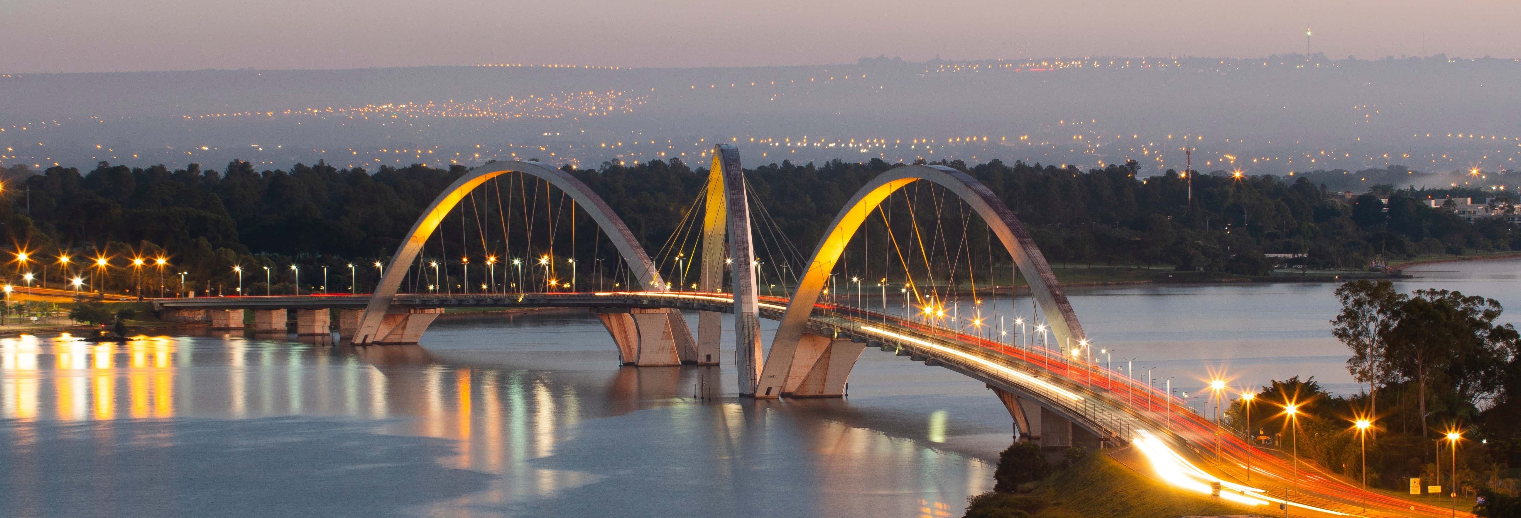 Tour de Oscar Niemeyer y el Eje Monumental de Brasilia