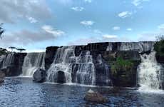 Venâncios Waterfalls Day Trip