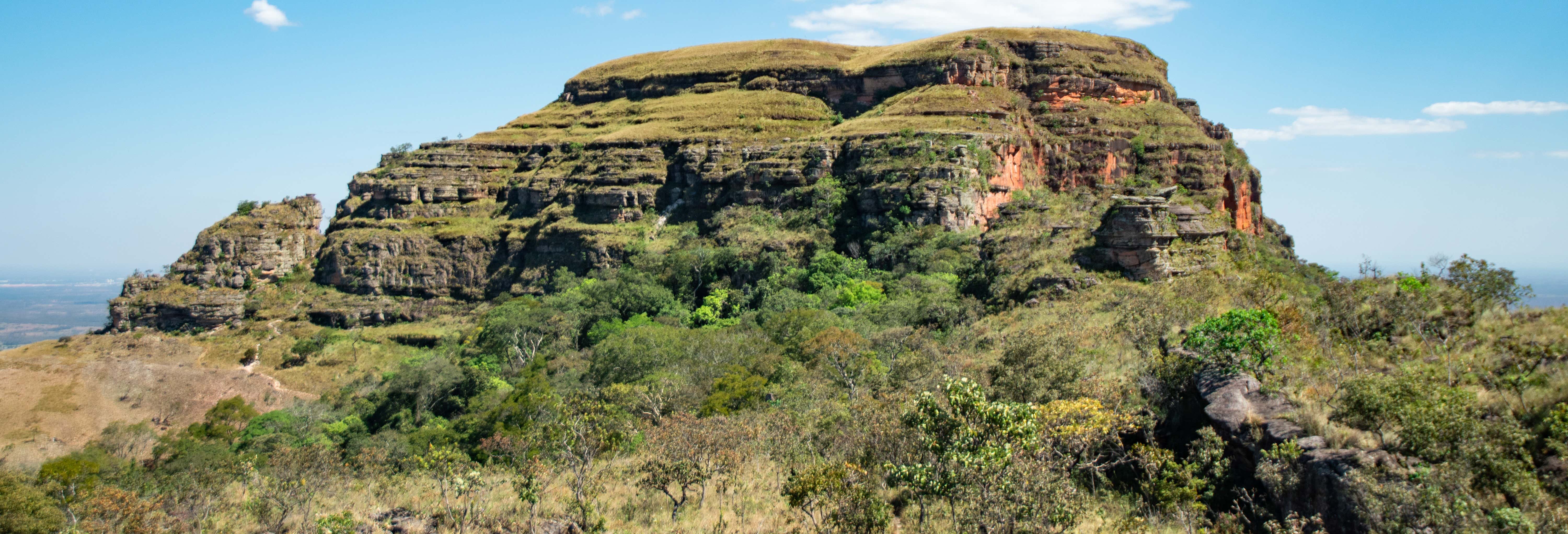 Morro de São Jerônimo Hiking Tour