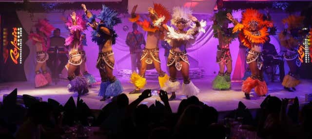 Cena con spettacolo folcloristico