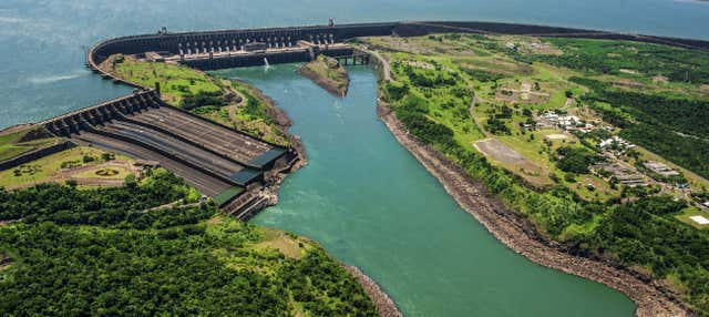 Escursione alla diga idroelettrica di Itaipu