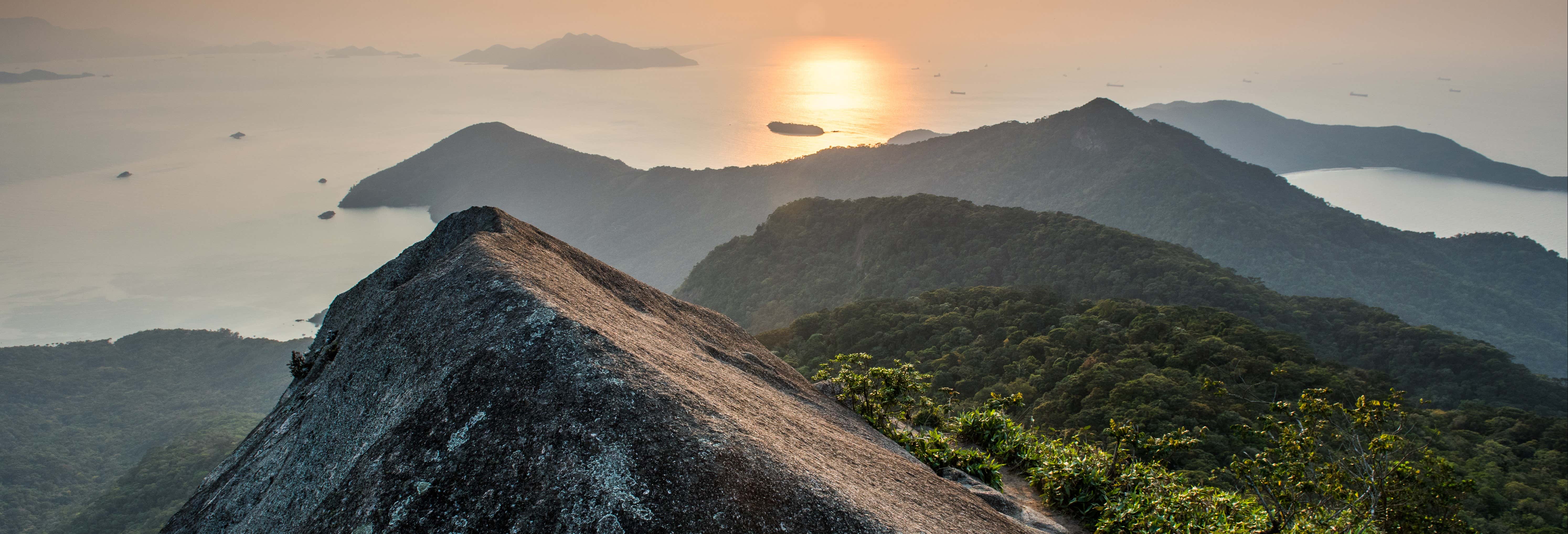 Pico do Papagaio Sunrise Hike