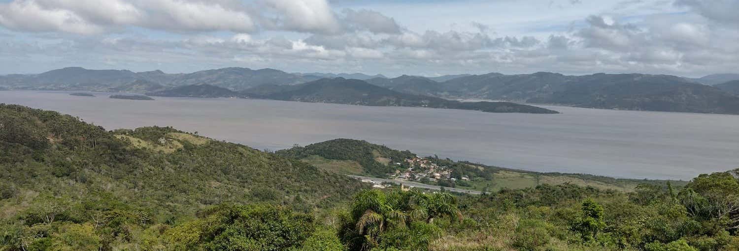 Caixa D'água Hiking Tour