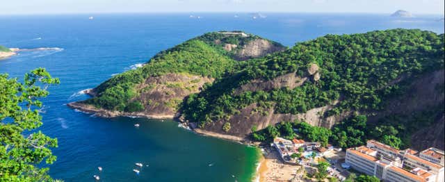 Passeio de barco pelas Ilhas Cagarras + Praia Vermelha