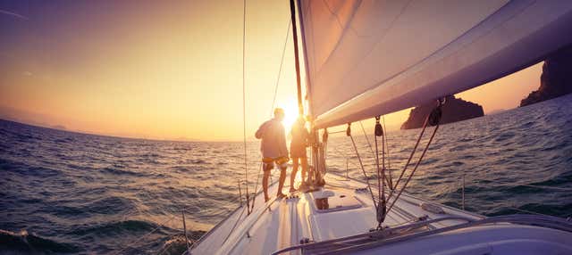 Giro in barca a vela al tramonto a Rio