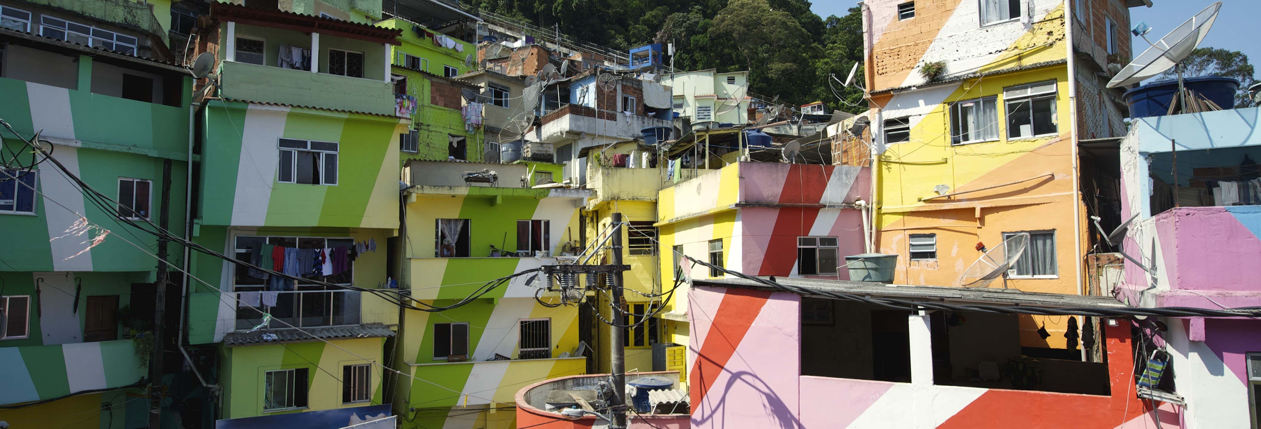 Tour por la favela Santa Marta con partido de fútbol + Vídeo con dron