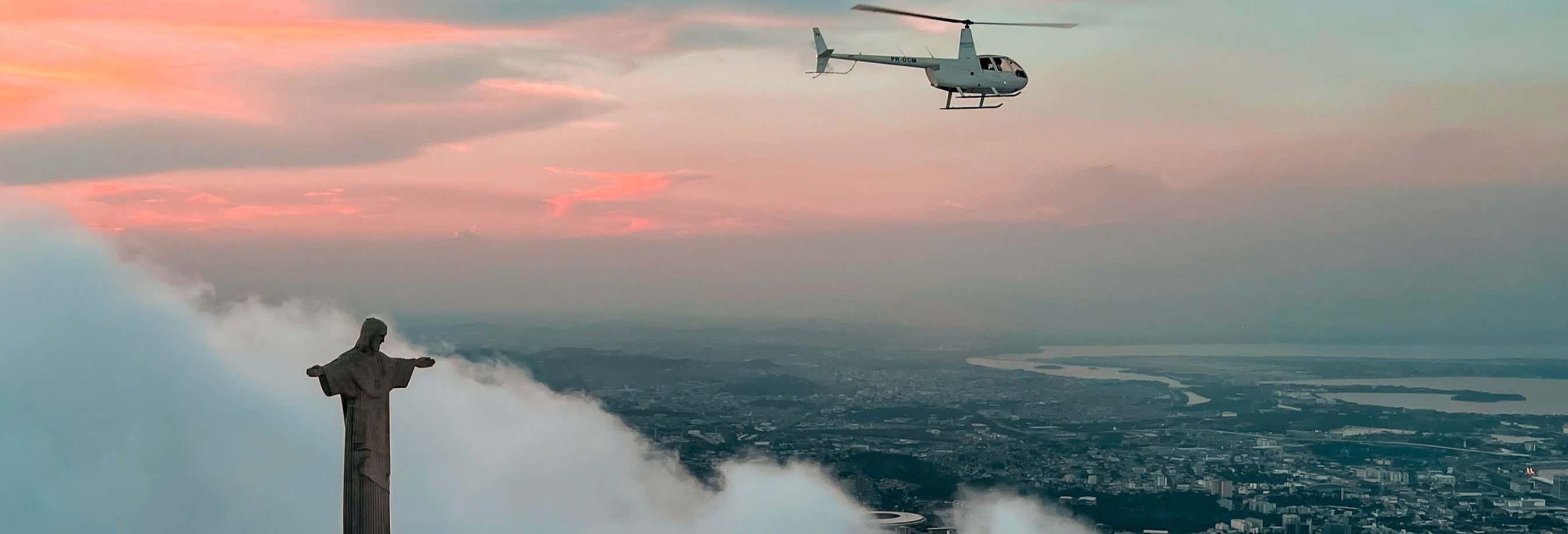 Giro in elicottero sul Cristo Redentore