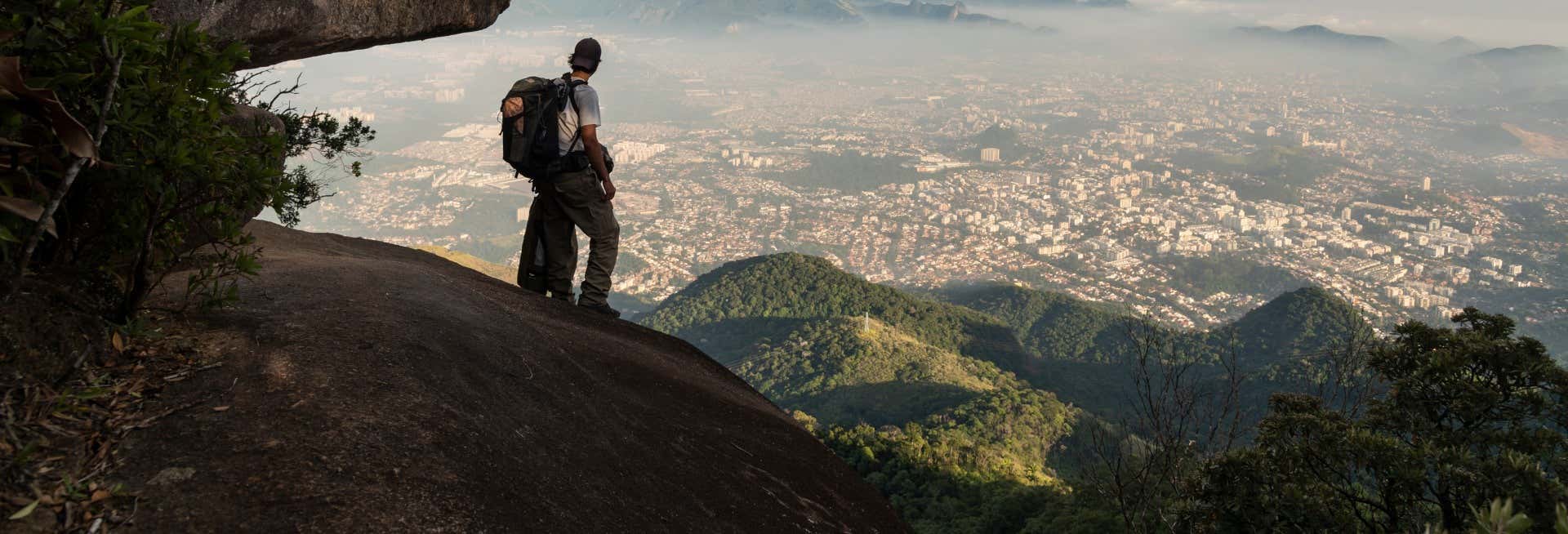Trekking e discesa in corda doppia al Bico do Papagaio