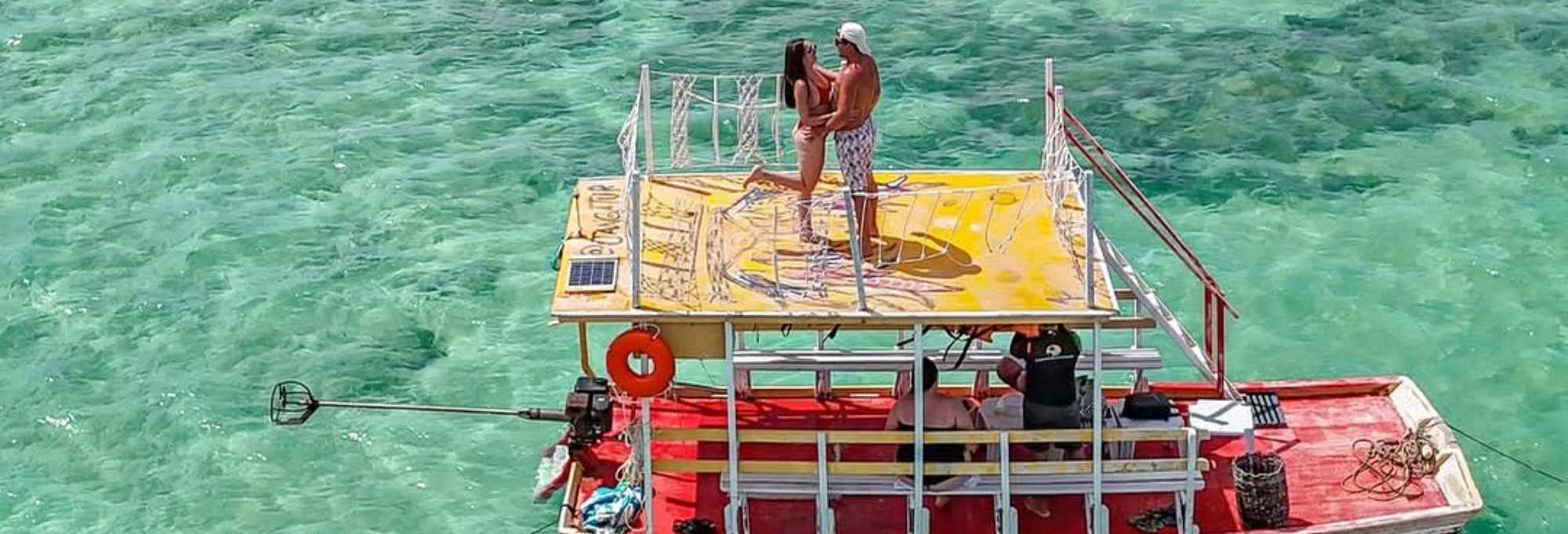 Giro in barca lungo la spiaggia di Patacho