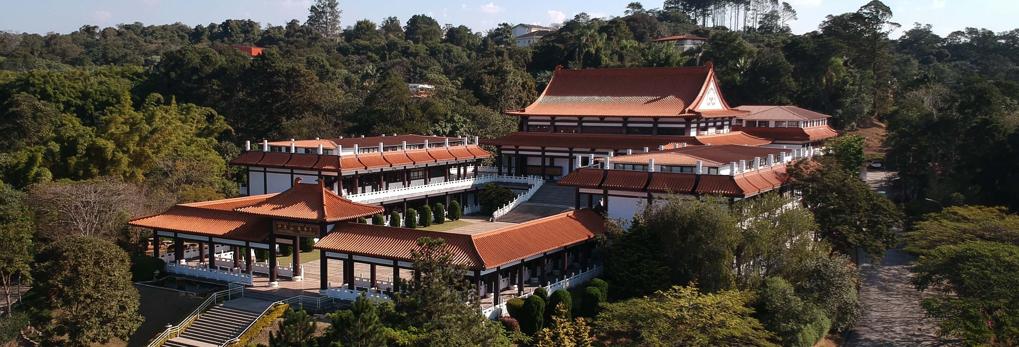 Escursione al Tempio Zu Lai