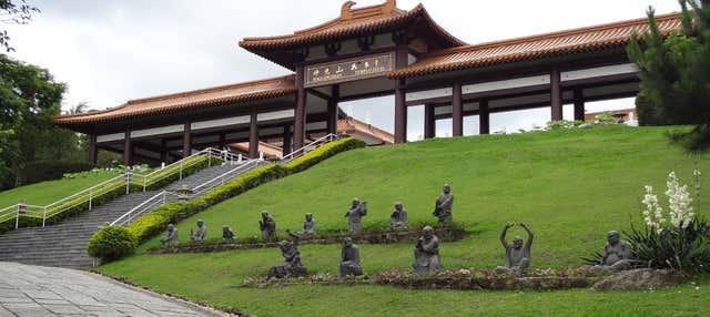 Escursione privata al tempio buddista Zu Lai + Embu das Artes