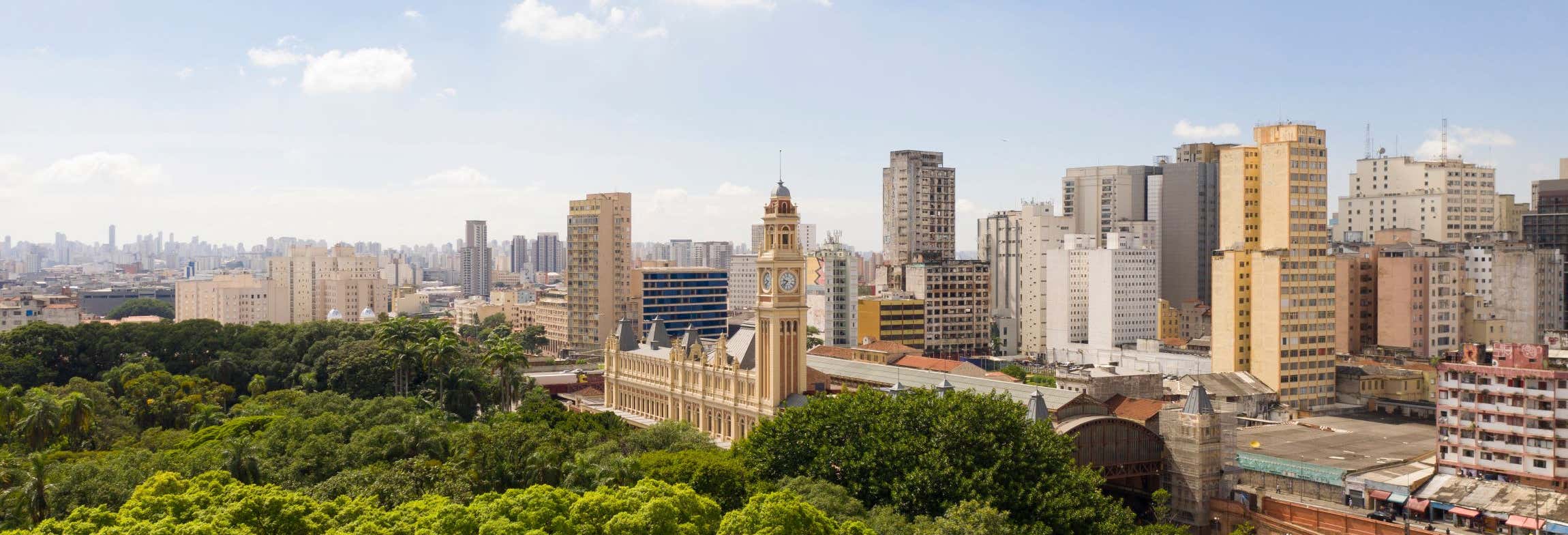 Guided Tour of Bom Retiro Neighborhood