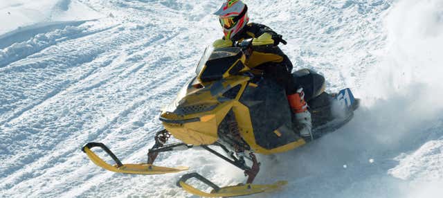 Giro in motoslitta a Borovets