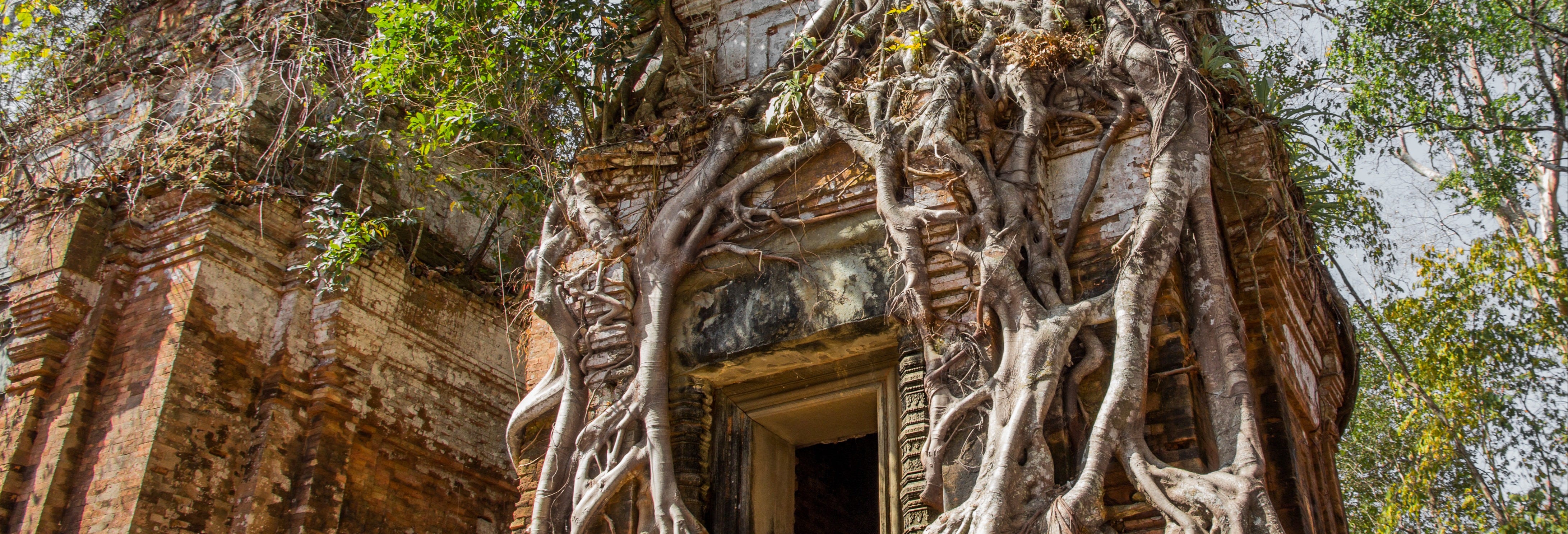 Koh Ker Temples Day Trip