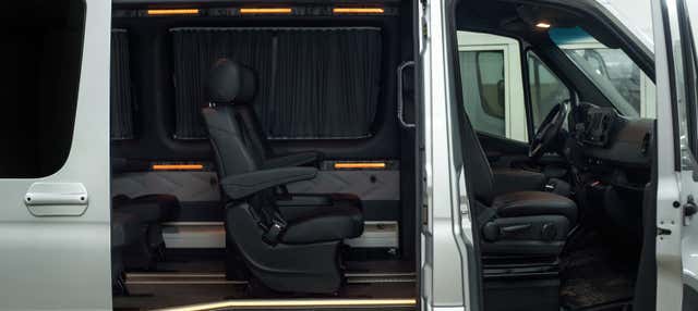 Transfer tra l'aeroporto Internazionale di Angkor e Siem Reap