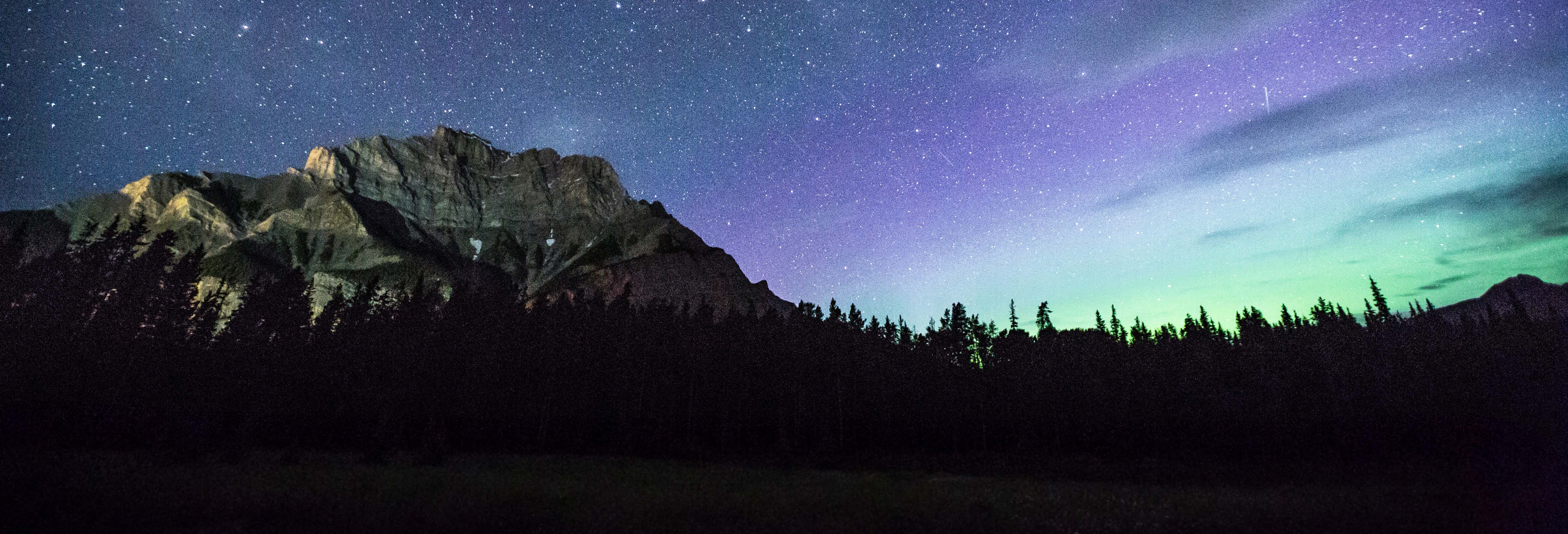 Osservazione astronomica e aurora boreale a Banff