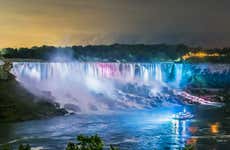 Niagara Falls Tour + Night Light Show