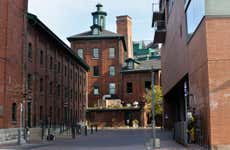 Toronto Distillery District Tour