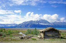 Reserva de Vida Selvagem de Yukon + Águas Termais de Eclipse Nordic